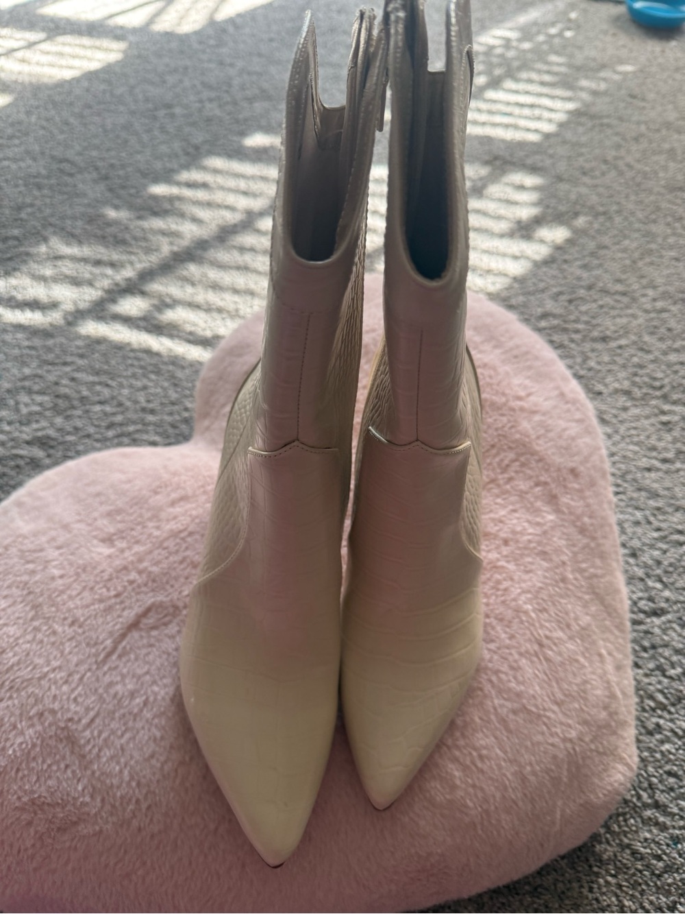 Ankle boots